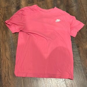 Nike Men’s Pink T-Shirt
